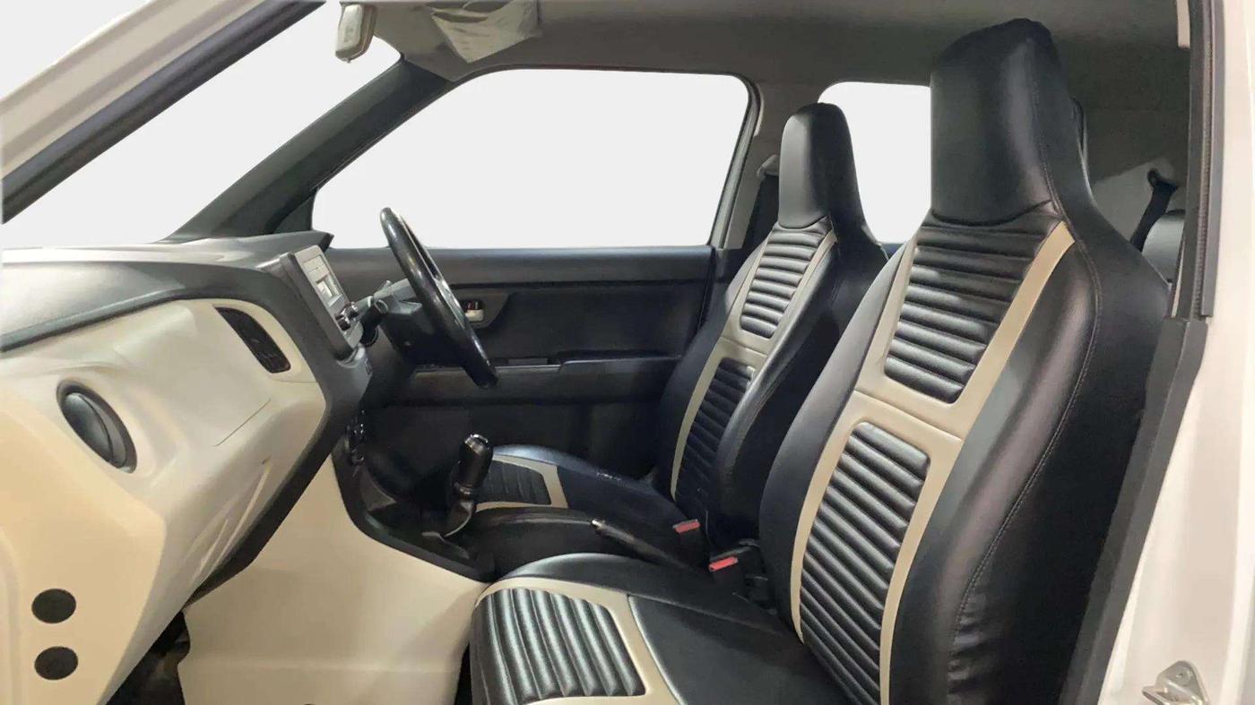 2021 Maruti New Wagon-R VXI 1.0, Petrol, Manual, 25,640 km, Right Side Front Door Cabin