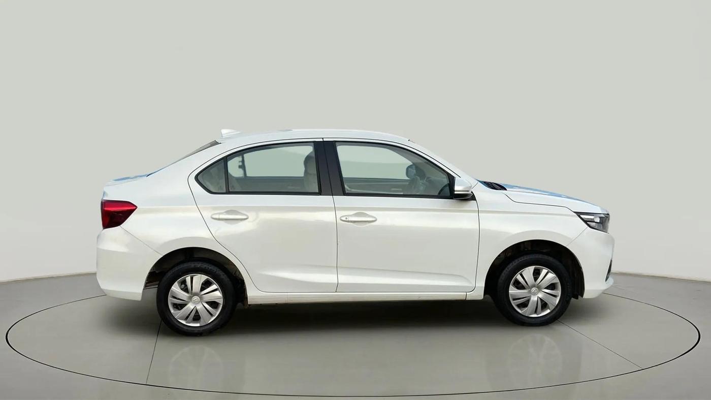 2023 Honda Amaze 1.2L I-VTEC S, Petrol, Manual, 8,918 km, Right Side View
