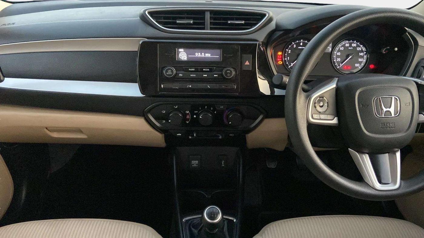 2023 Honda Amaze 1.2L I-VTEC S, Petrol, Manual, 8,918 km, Air Conditioner