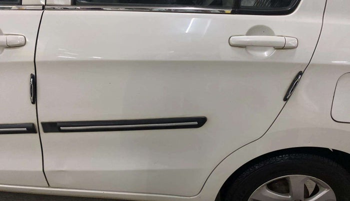 2016 Maruti Celerio ZXI (O), CNG, Manual, 95,689 km, Rear left door - Slightly dented