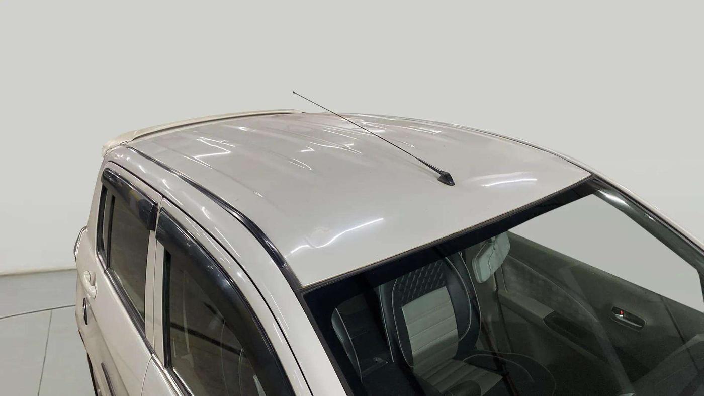 2016 Maruti Celerio ZXI (O), CNG, Manual, 95,807 km, Roof