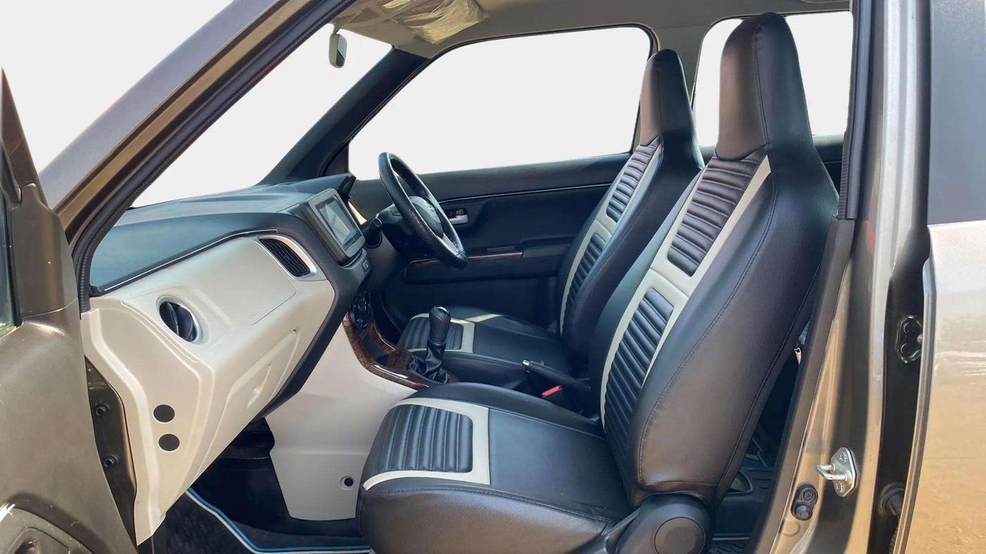 2024 Maruti New Wagon-R ZXI PLUS 1.2, Petrol, Manual, 12,453 km, Right Side Front Door Cabin