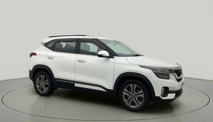 2021 KIA SELTOS HTX 1.5 PETROL, Petrol, Manual, 48,538 km, Right Front Diagonal