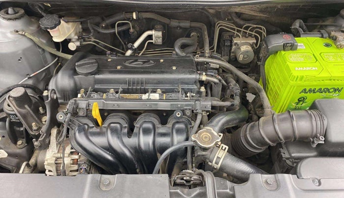 2015 Hyundai Verna FLUIDIC 4S 1.6 VTVT S(O), Petrol, Manual, 48,476 km, Engine View