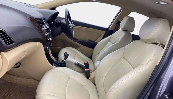 2015 Hyundai Verna FLUIDIC 4S 1.6 VTVT S(O), Petrol, Manual, 48,476 km, Right Side Front Door Cabin