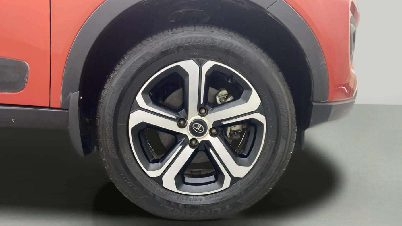 2022 Tata NEXON XZ PLUS PETROL, Petrol, Manual, 19,300 km, Right Front Wheel