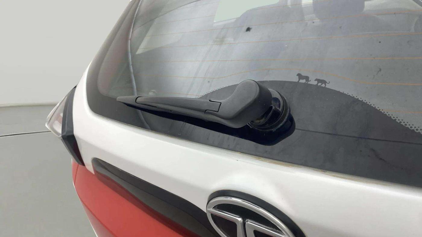 2022 Tata NEXON XZ PLUS PETROL, Petrol, Manual, 19,300 km, Rear Wiper