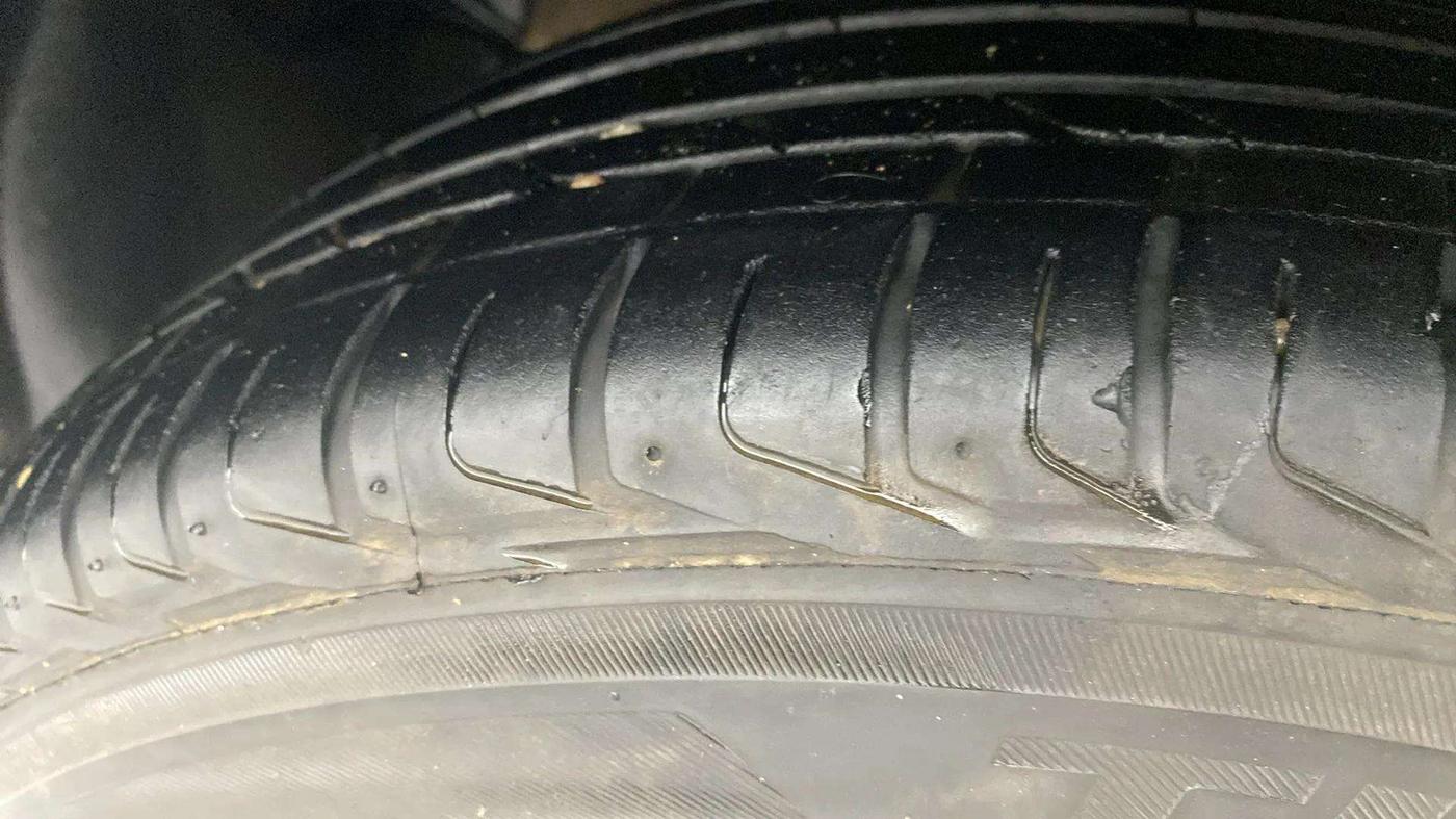 2022 Tata NEXON XZ PLUS PETROL, Petrol, Manual, 19,300 km, Right Rear Tyre Tread