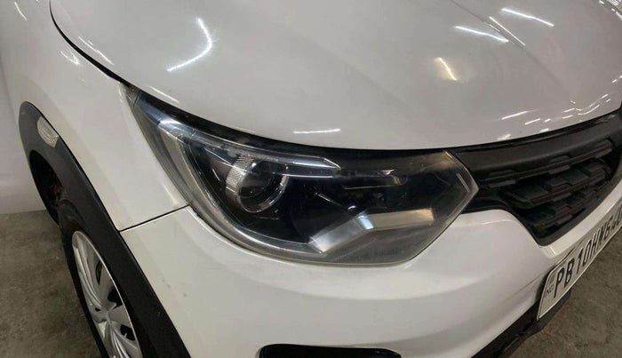 2021 Renault TRIBER RXE MT, Petrol, Manual, 71,124 km, Right headlight - Clamp has minor damage