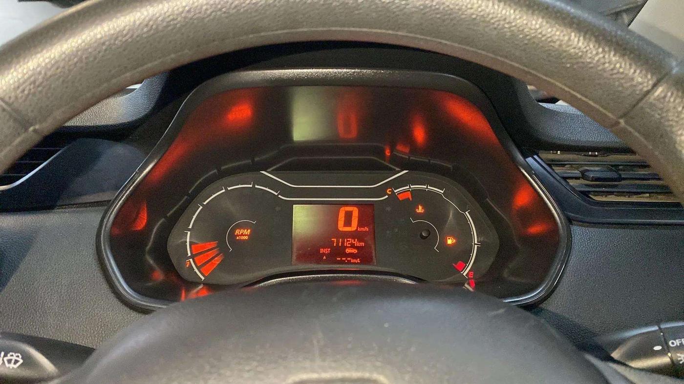 2021 Renault TRIBER RXE MT, Petrol, Manual, 71,177 km, Odometer Image