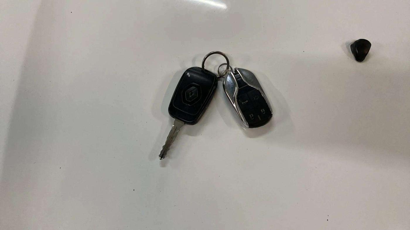 2021 Renault TRIBER RXE MT, Petrol, Manual, 71,177 km, Key Close Up