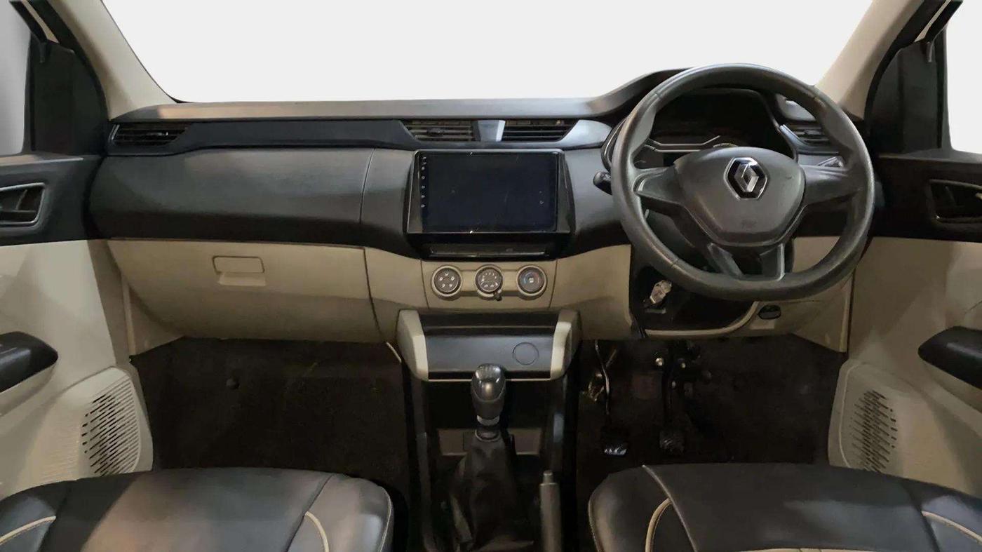 2021 Renault TRIBER RXE MT, Petrol, Manual, 71,177 km, Dashboard