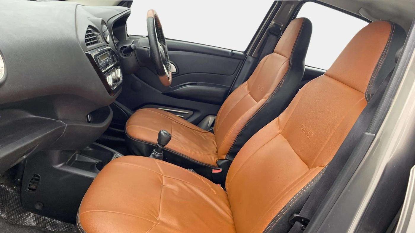 2018 Datsun Redi Go T (O), Petrol, Manual, 52,778 km, Right Side Front Door Cabin