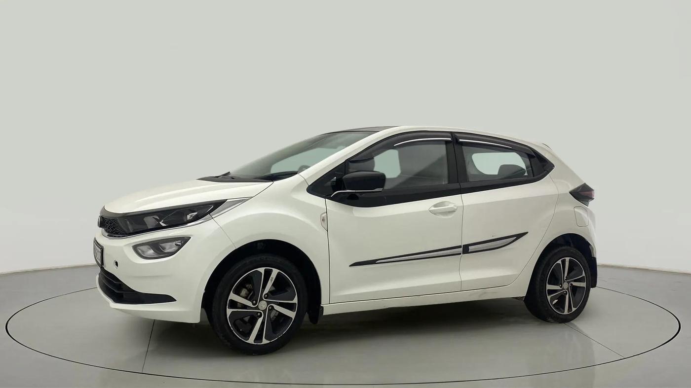 2024 Tata ALTROZ XZ PLUS SUNROOF CNG, CNG, Manual, 30,282 km, Left Front Diagonal