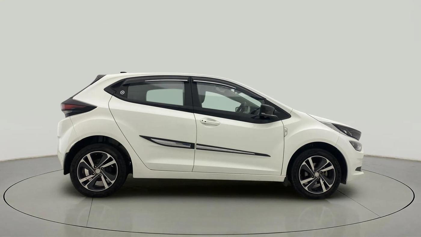 2024 Tata ALTROZ XZ PLUS SUNROOF CNG, CNG, Manual, 30,282 km, Right Side View