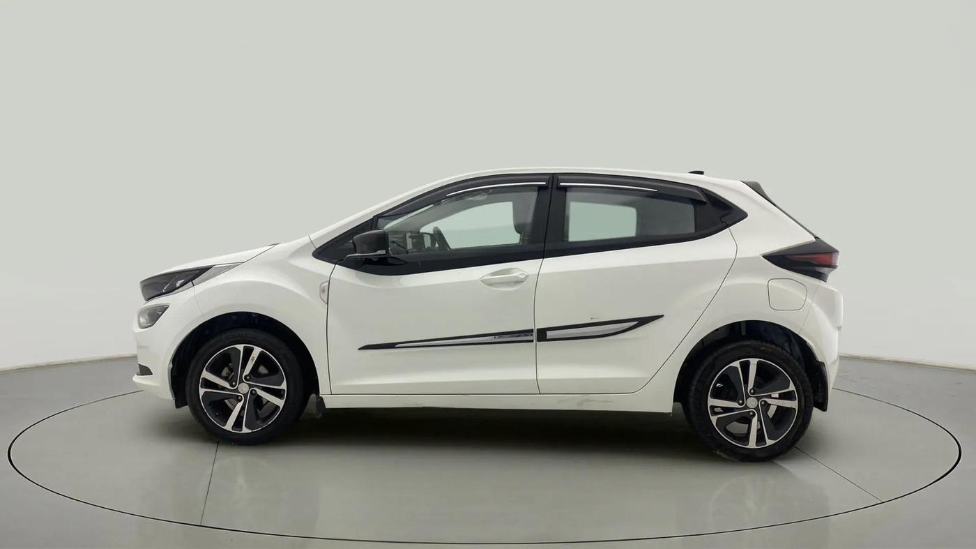 2024 Tata ALTROZ XZ PLUS SUNROOF CNG, CNG, Manual, 30,282 km, Left Side