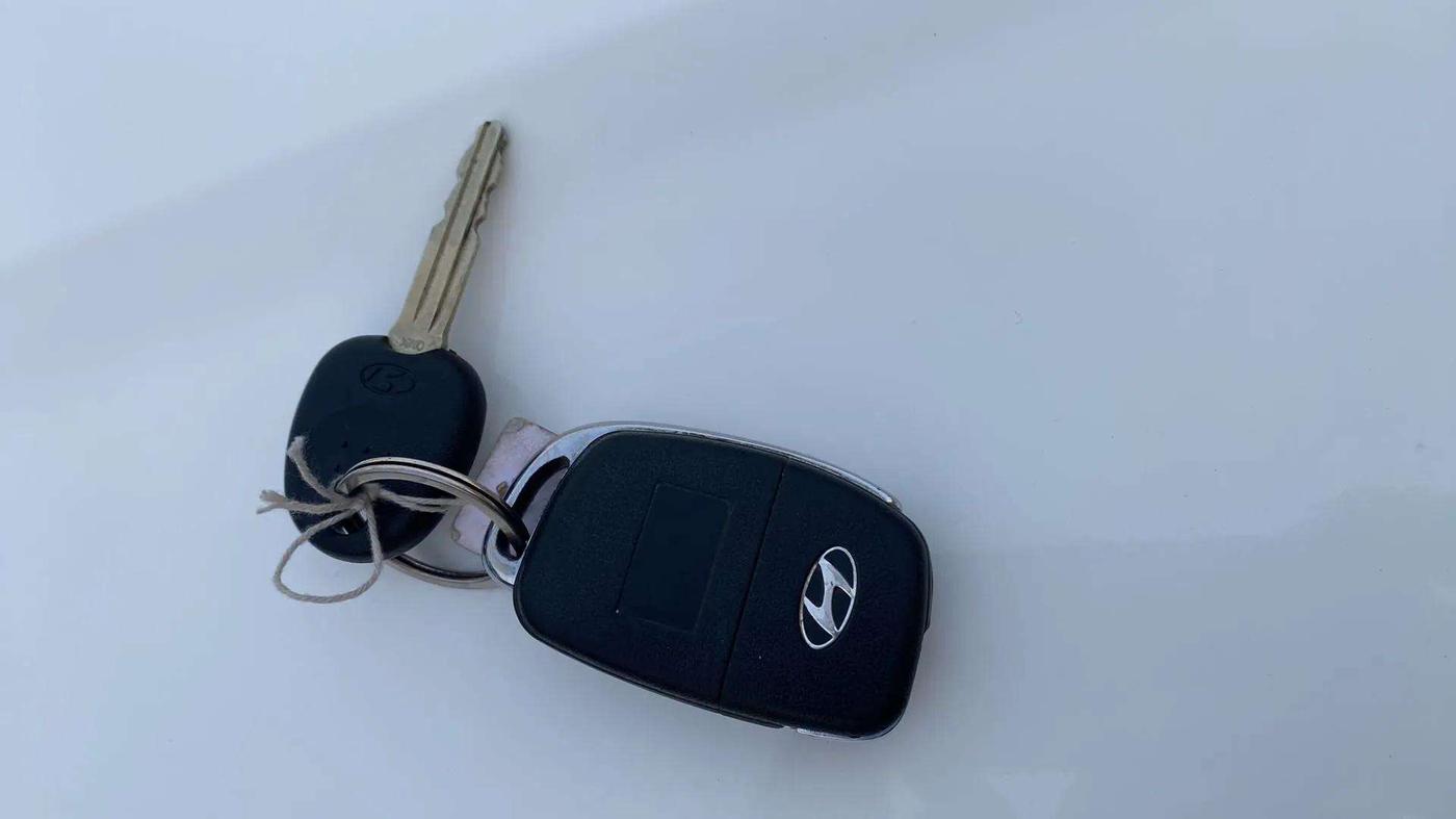 2021 Hyundai VENUE S 1.5 CRDI, Diesel, Manual, 58,279 km, Key Close Up
