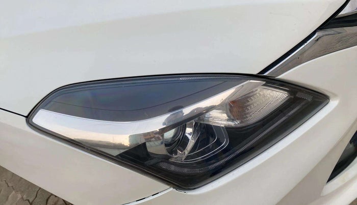 2021 Toyota Glanza V, Petrol, Manual, 61,400 km, Right headlight - Minor scratches