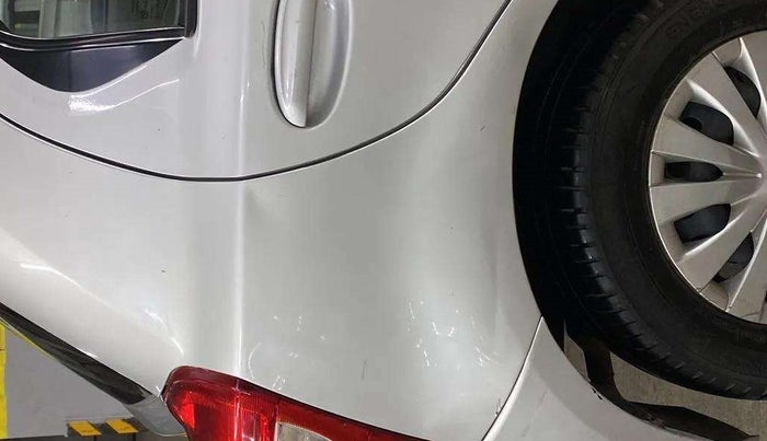 2014 Toyota Etios Liva G, Petrol, Manual, 63,636 km, Right quarter panel - Slightly dented