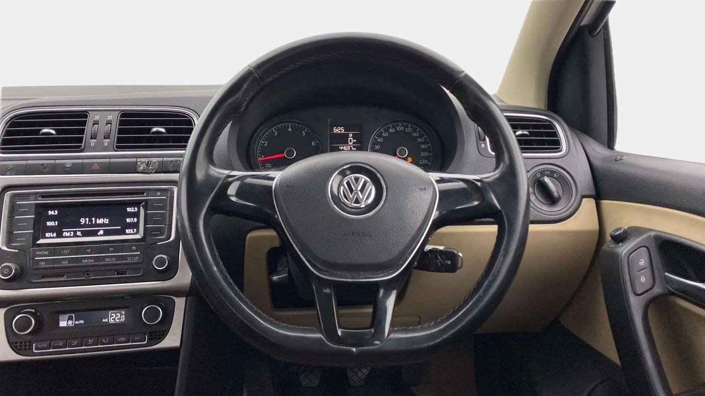 2017 Volkswagen Ameo HIGHLINE1.2L, Petrol, Manual, 44,792 km, Steering Wheel Close Up