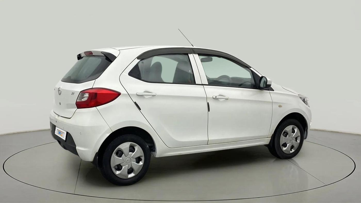 2018 Tata Tiago XT PETROL, Petrol, Manual, 53,675 km, Right Back Diagonal
