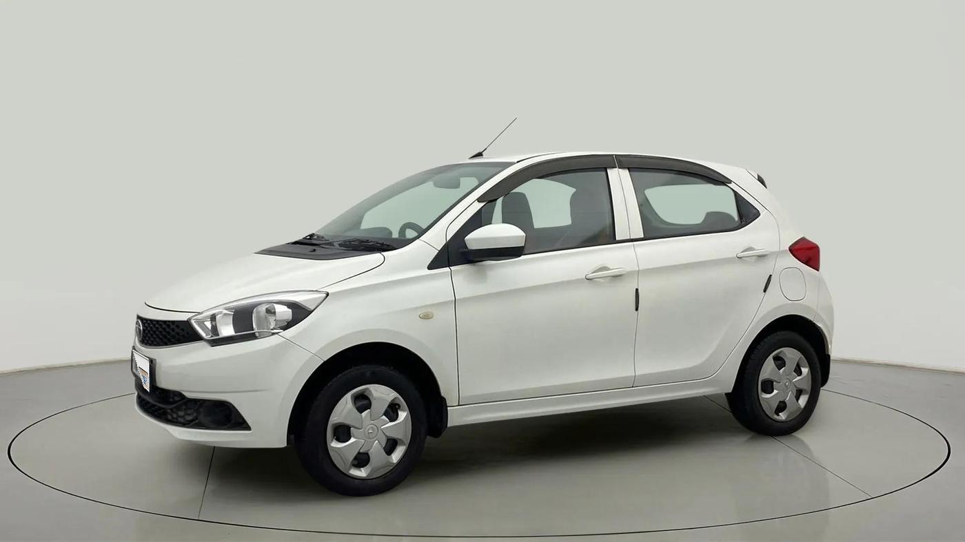2018 Tata Tiago XT PETROL, Petrol, Manual, 53,675 km, Left Front Diagonal