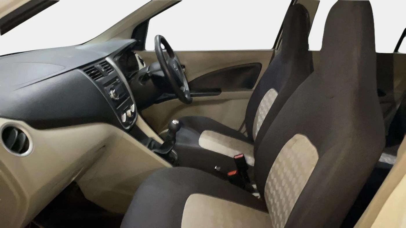 2017 Maruti Celerio VXI, Petrol, Manual, 57,280 km, Right Side Front Door Cabin