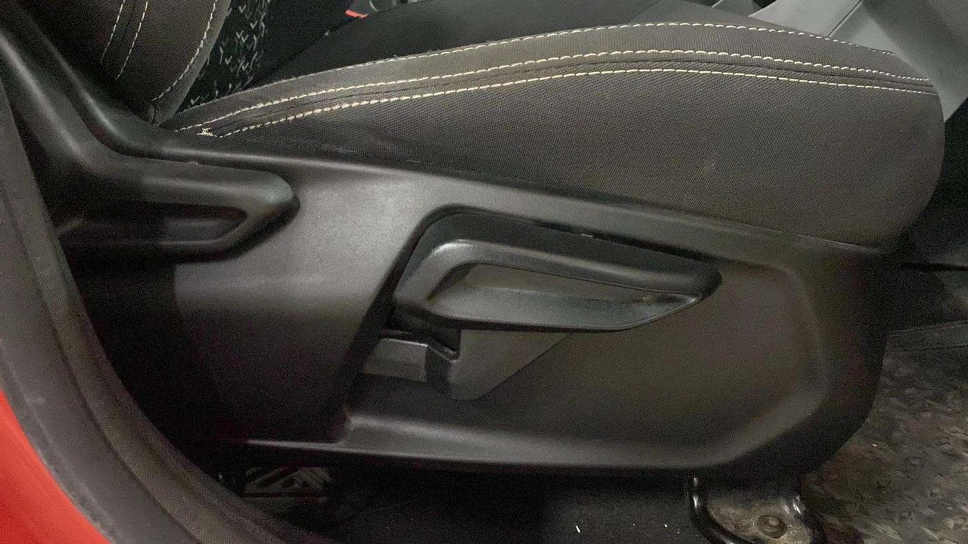 2021 Tata Tiago XZA PLUS PETROL, Petrol, Automatic, 51,167 km, Driver Side Adjustment Panel