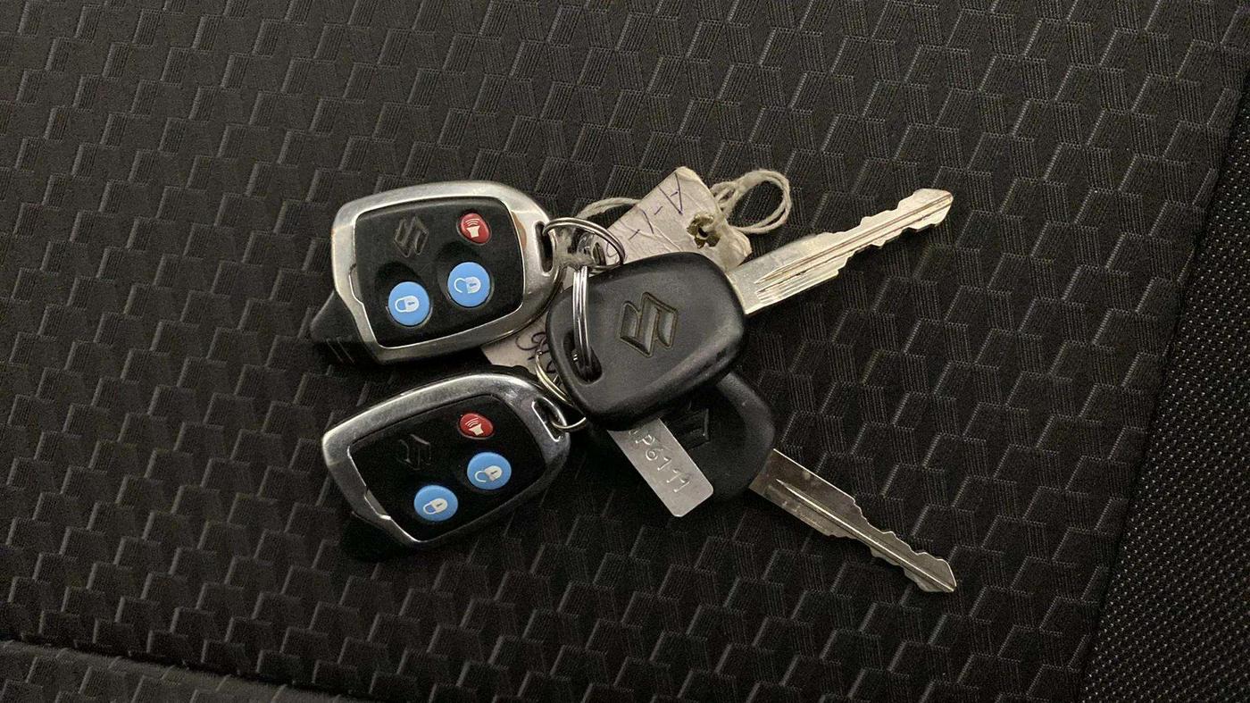 2021 Maruti Baleno SIGMA PETROL 1.2, Petrol, Manual, 33,251 km, Key Close Up