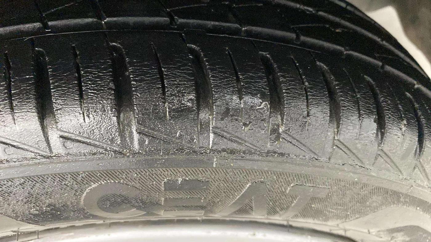 2021 Renault Kwid RXL 1.0, Petrol, Manual, 15,457 km, Right Front Tyre Tread