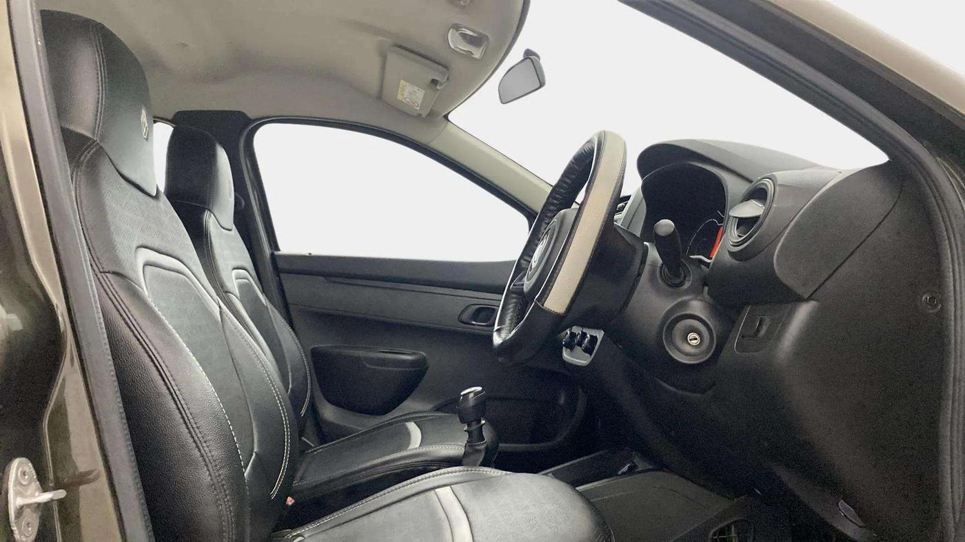 2021 Renault Kwid RXL 1.0, Petrol, Manual, 15,457 km, Right Side Front Door Cabin
