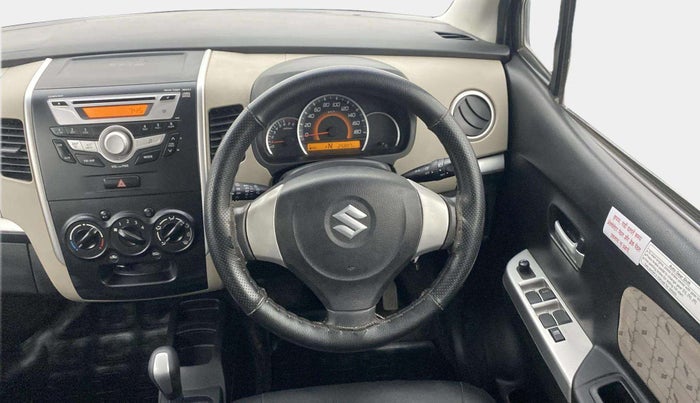 2016 Maruti Wagon R 1.0 VXI AMT, CNG, Automatic, 25,849 km, Steering Wheel Close Up