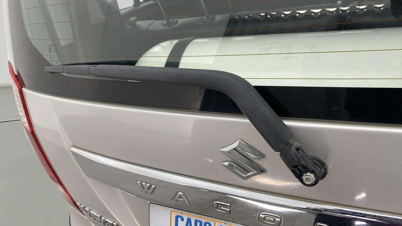 2016 Maruti Wagon R 1.0 VXI AMT, CNG, Automatic, 26,452 km, Rear Wiper