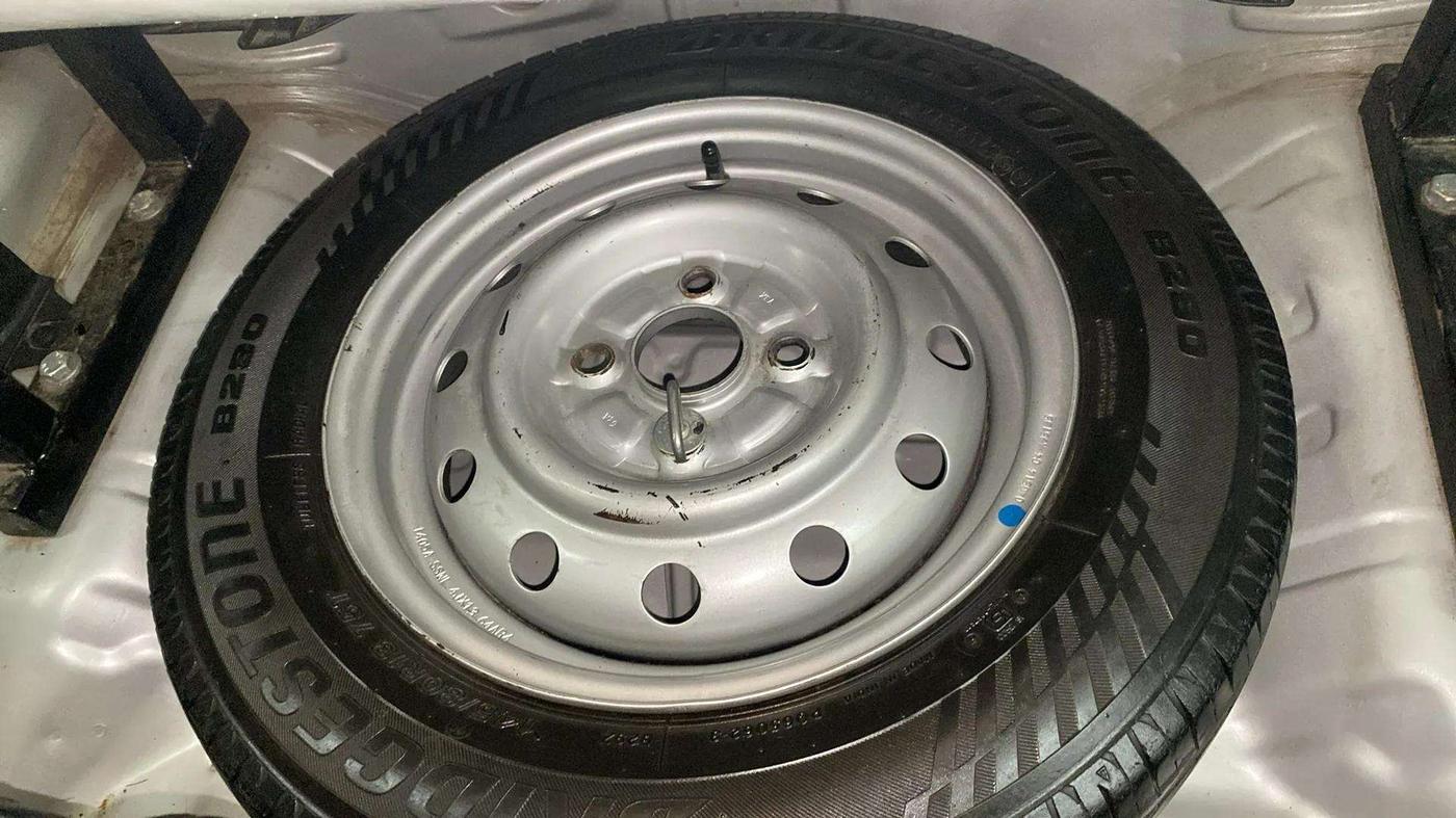 2016 Maruti Wagon R 1.0 VXI AMT, CNG, Automatic, 26,452 km, Spare Tyre