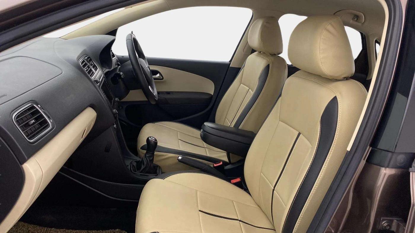2020 Skoda Rapid 1.0 AMBITION TSI MT, Petrol, Manual, 57,010 km, Right Side Front Door Cabin