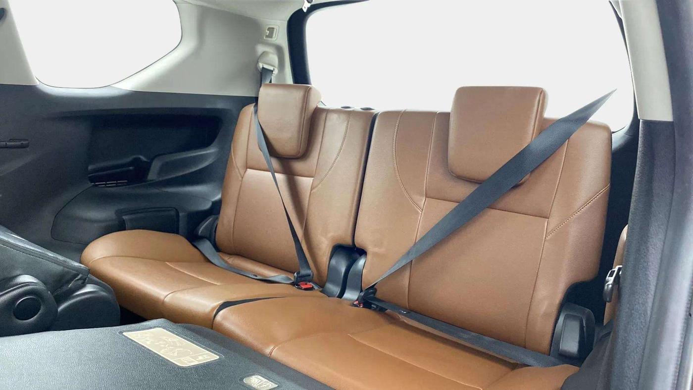 2017 Toyota Innova Crysta 2.8 ZX AT 7 STR, Diesel, Automatic, 42,037 km, Third Seat Row ( optional )