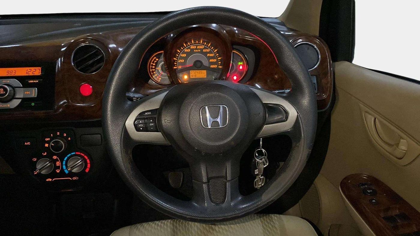 2014 Honda Amaze 1.2L I-VTEC S, Petrol, Manual, 72,444 km, Steering Wheel Close Up