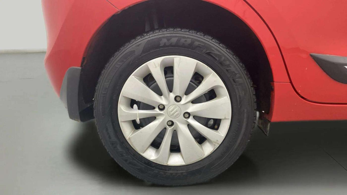 2016 Maruti Baleno DELTA PETROL 1.2, Petrol, Manual, 53,810 km, Right Rear Wheel