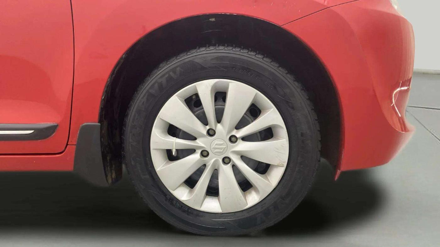 2016 Maruti Baleno DELTA PETROL 1.2, Petrol, Manual, 53,810 km, Right Front Wheel