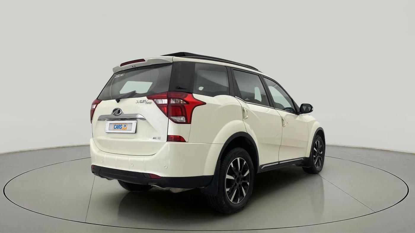 2021 Mahindra XUV500 W11, Diesel, Manual, 65,959 km, Right Back Diagonal