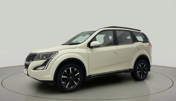 2021 Mahindra XUV500 W11, Diesel, Manual, 65,959 km, Left Front Diagonal