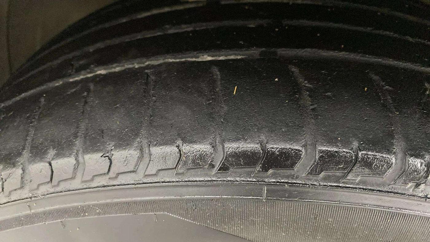 2021 Hyundai VENUE SX 1.0 TURBO IMT, Petrol, Manual, 76,954 km, Left Front Tyre Tread