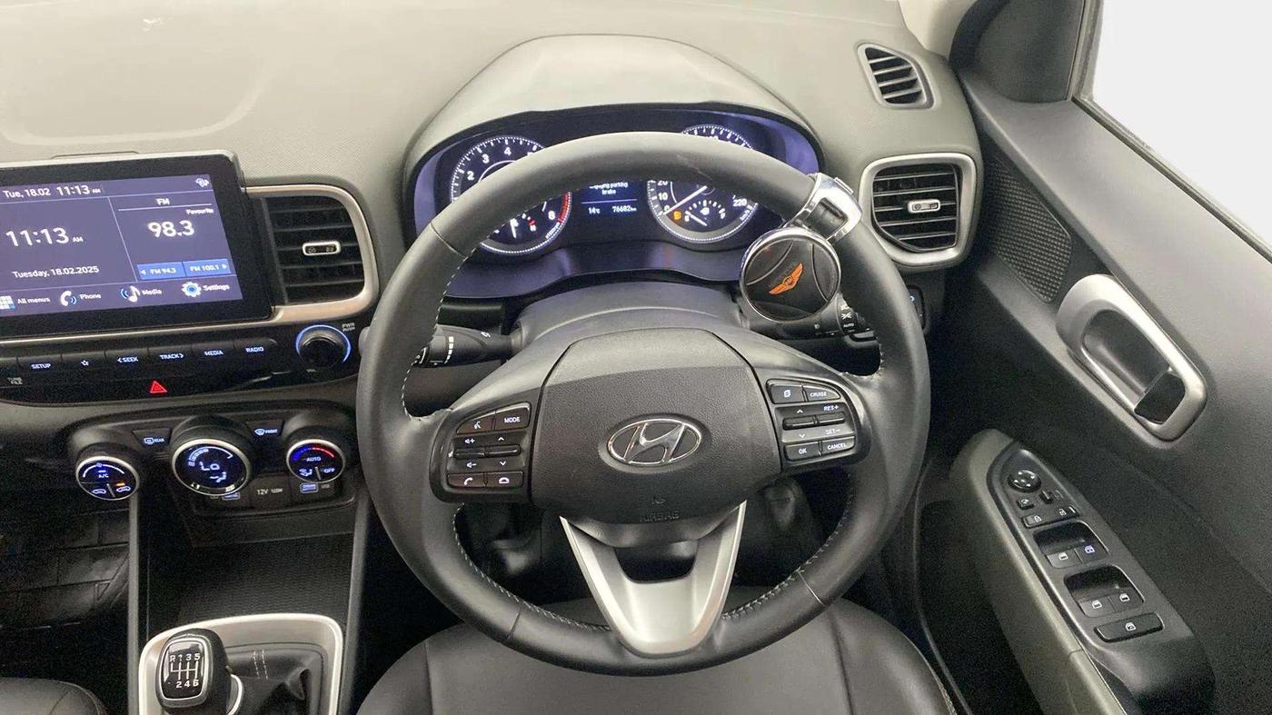 2021 Hyundai VENUE SX 1.0 TURBO IMT, Petrol, Manual, 76,954 km, Steering Wheel Close Up