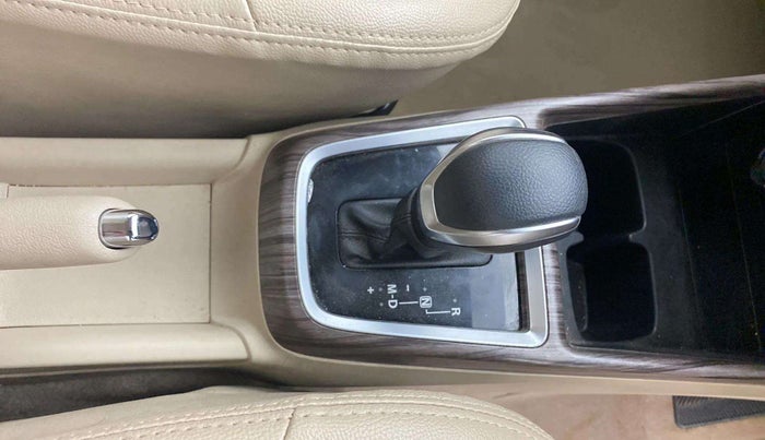 2022 Maruti Dzire VXI AMT, Petrol, Automatic, 41,941 km, Gear Lever