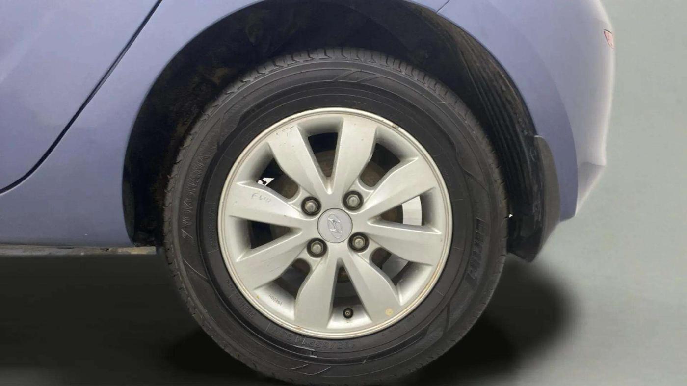 2013 Hyundai i20 ASTA (O) 1.2 WITH SUNROOF, Petrol, Manual, 32,604 km, Left Rear Wheel
