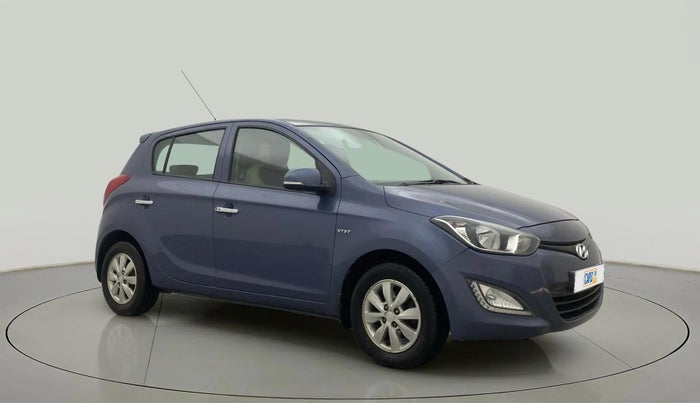 2013 Hyundai i20 ASTA (O) 1.2 WITH SUNROOF, Petrol, Manual, 32,207 km, Right Front Diagonal