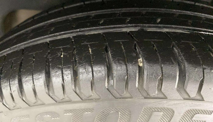 2017 Maruti Dzire VXI AMT, Petrol, Automatic, 41,685 km, Left Rear Tyre Tread