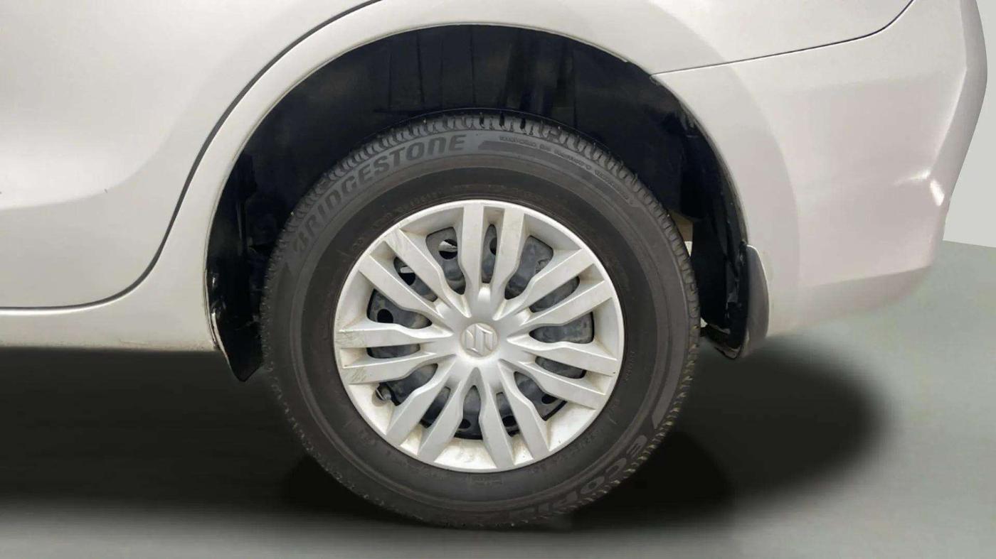 2017 Maruti Dzire VXI AMT, Petrol, Automatic, 41,685 km, Left Rear Wheel