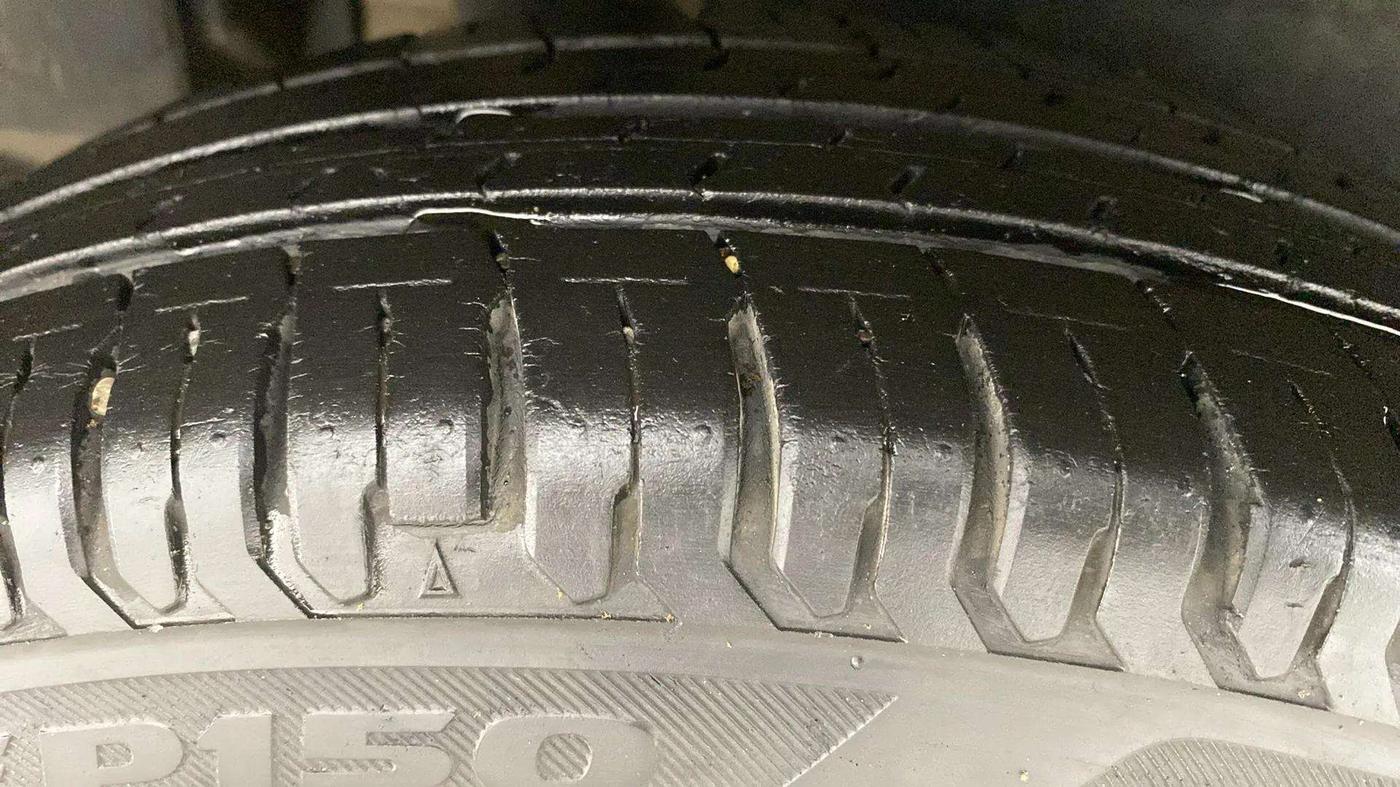 2017 Maruti Dzire VXI AMT, Petrol, Automatic, 41,685 km, Right Rear Tyre Tread