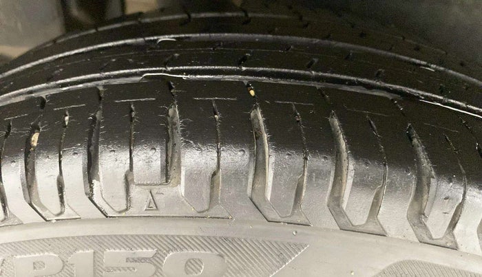 2017 Maruti Dzire VXI AMT, Petrol, Automatic, 41,685 km, Right Rear Tyre Tread